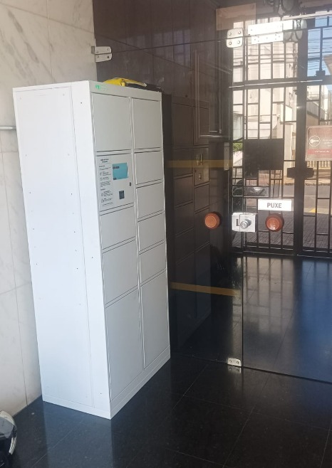 Armário inteligente XLocker instalado em condomínio 4